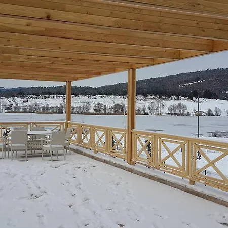 Üdülőpark Natural Park